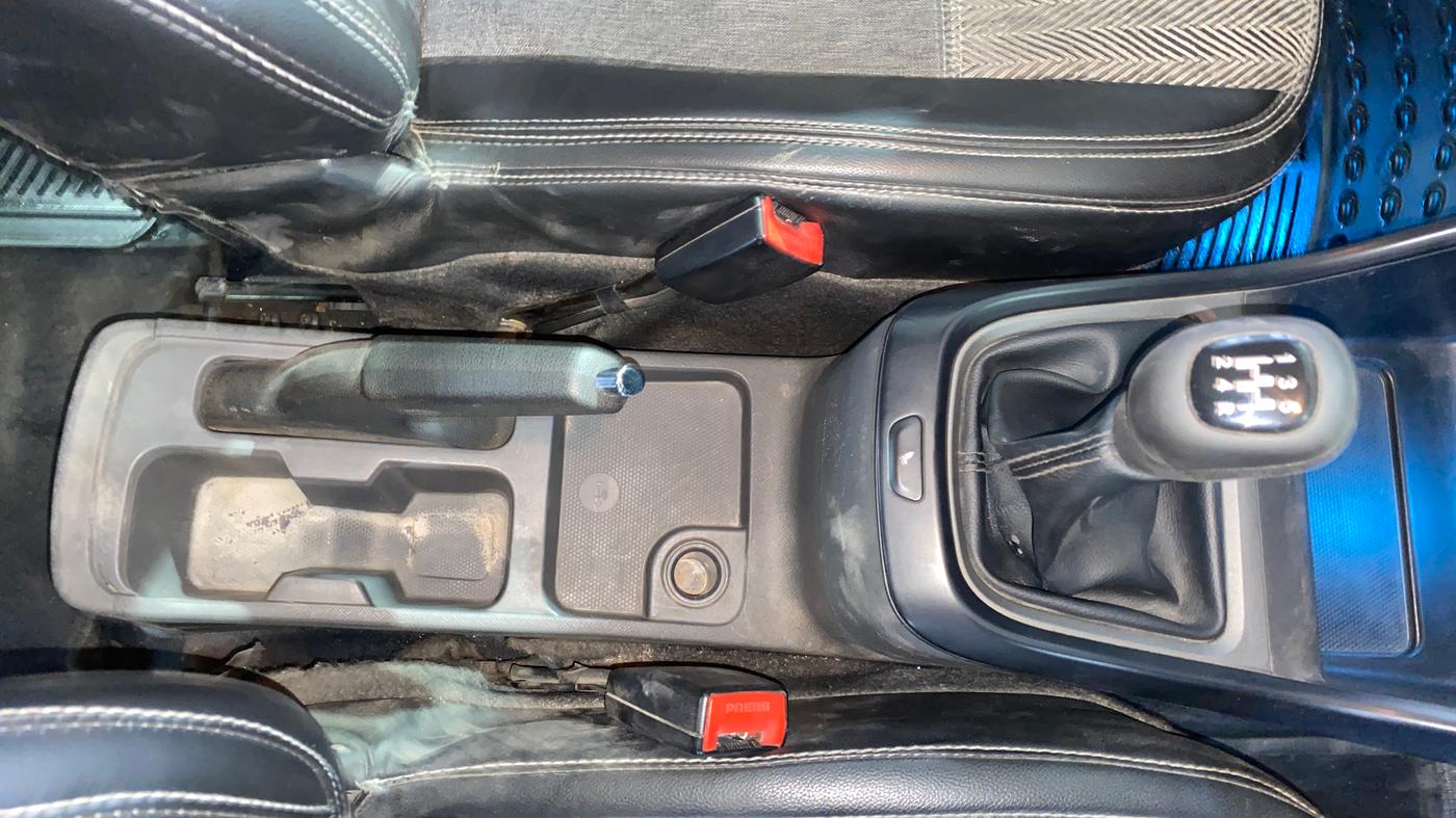 2020 Tata ALTROZ XT PETROL, Petrol, Manual, 68,396 km, Gear Lever
