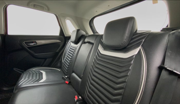 2019 Maruti Vitara Brezza ZDI+ DUAL TONE AMT, Diesel, Automatic, 52,444 km, Right Side Rear Door Cabin