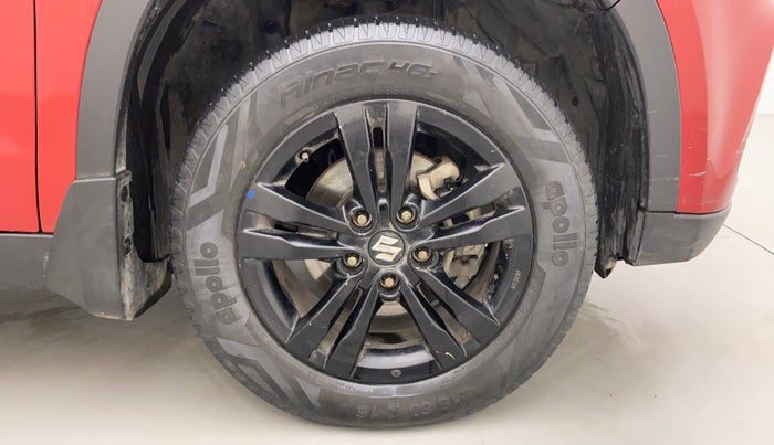 2019 Maruti Vitara Brezza ZDI+ DUAL TONE AMT, Diesel, Automatic, 52,444 km, Right Front Wheel