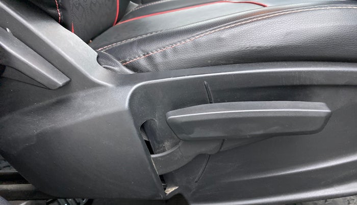 2021 Tata PUNCH ACCOMPLISHED AMT, Petrol, Automatic, 28,773 km, Driver Side Adjustment Panel