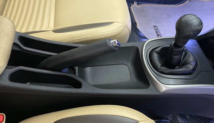 2019 Honda City VX MT PETROL, Petrol, Manual, 58,374 km, Gear Lever