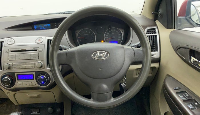 2011 Hyundai i20 MAGNA 1.2, Petrol, Manual, 97,224 km, Steering Wheel Close Up