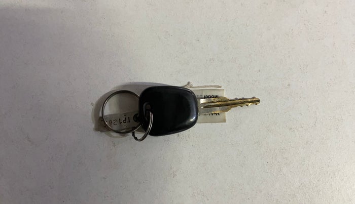 2015 Maruti Alto K10 LXI, Petrol, Manual, 65,172 km, Key Close Up