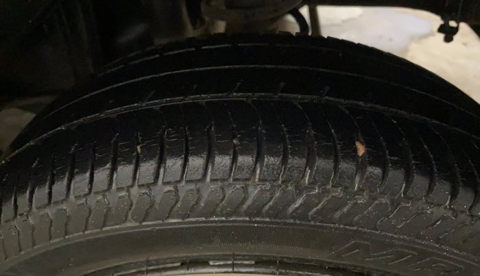 2015 Maruti Alto K10 LXI, Petrol, Manual, 65,172 km, Left Rear Tyre Tread