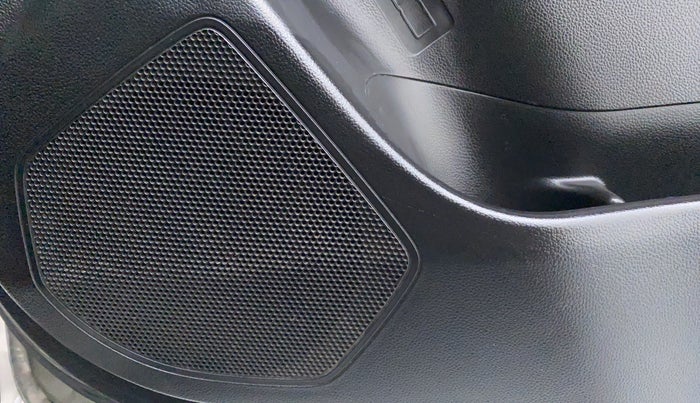 2018 Maruti Swift VXI D, Petrol, Manual, 25,690 km, Speakers