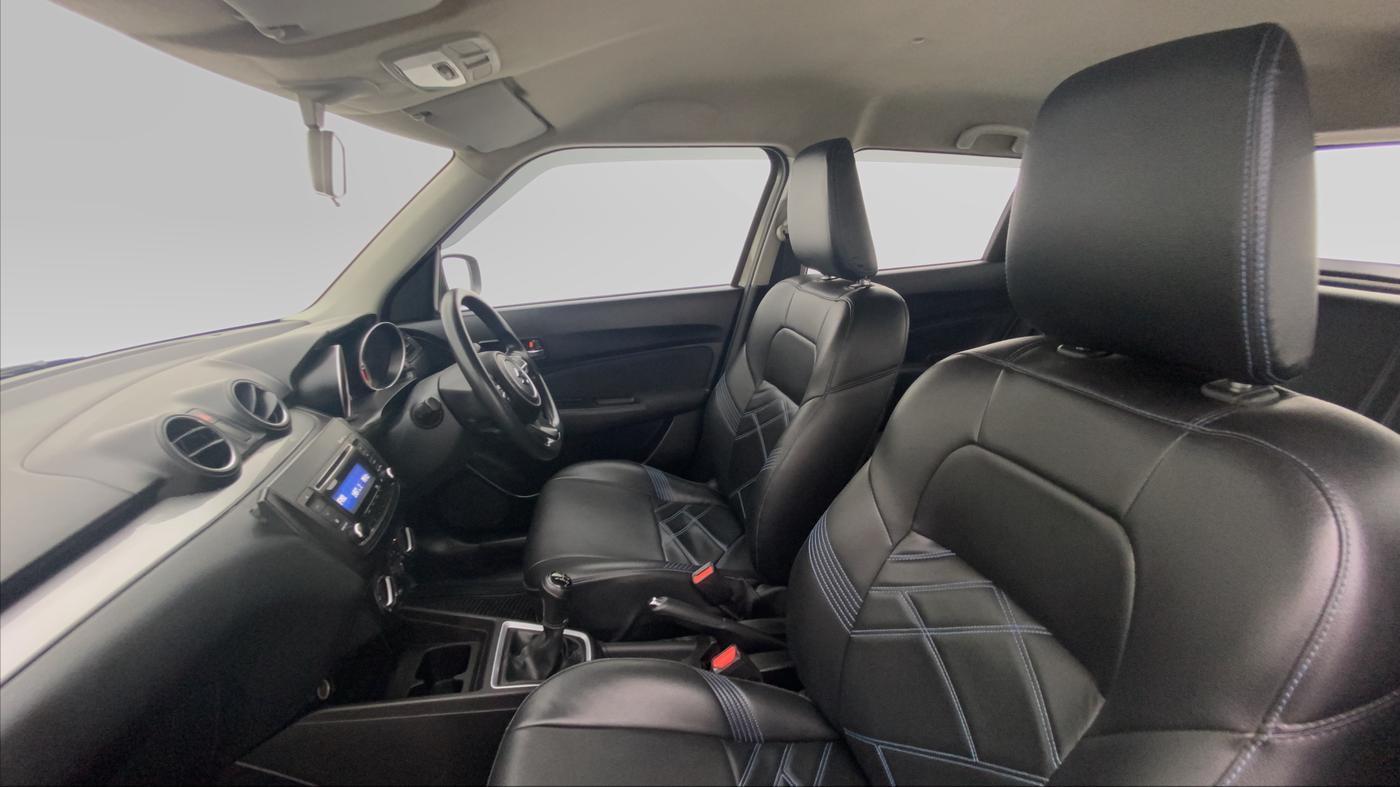 2018 Maruti Swift VXI D, Petrol, Manual, 25,690 km, Right Side Front Door Cabin View