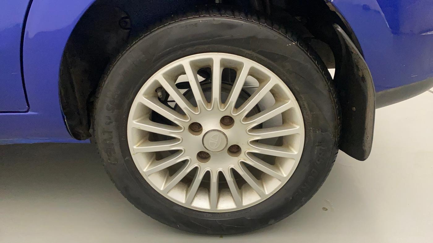 2015 Tata Zest XT PETROL, Petrol, Manual, 62,351 km, Left Rear Wheel
