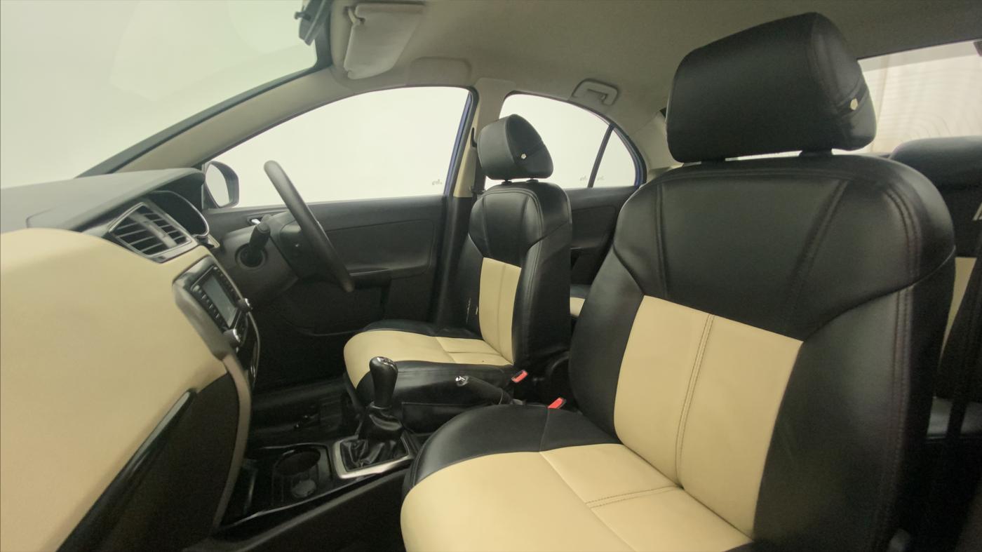 2015 Tata Zest XT PETROL, Petrol, Manual, 62,351 km, Right Side Front Door Cabin