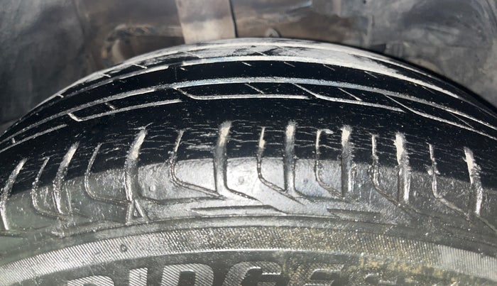 2018 Tata NEXON XZ PLUS PETROL, Petrol, Manual, 74,404 km, Right Front Tyre Tread