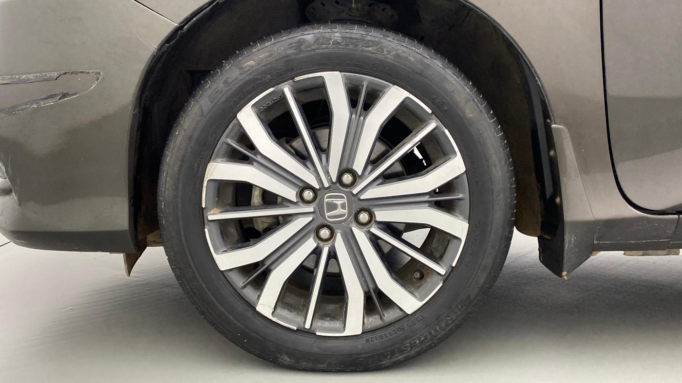 2017 Honda City VX MT PETROL, Petrol, Manual, 26,248 km, Left Front Wheel