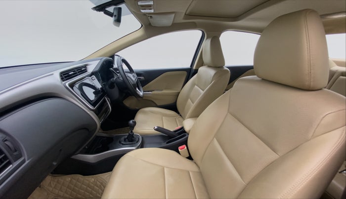2017 Honda City VX MT PETROL, Petrol, Manual, 26,248 km, Right Side Front Door Cabin