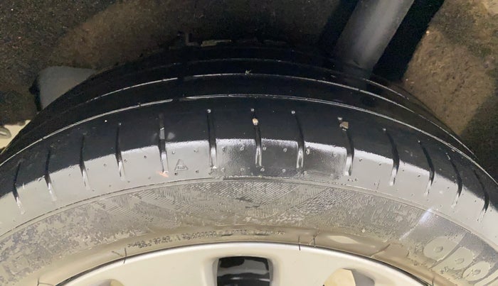 2017 Maruti Baleno ALPHA PETROL 1.2, Petrol, Manual, 39,267 km, Left Rear Tyre Tread