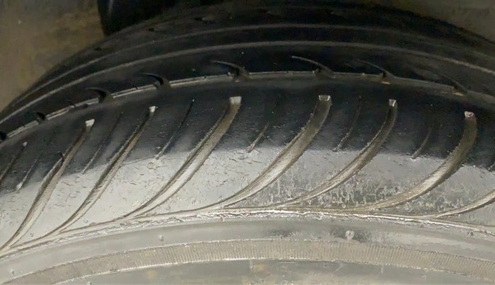 2011 Hyundai i20 SPORTZ (O) 1.2, Petrol, Manual, 58,044 km, Left Rear Tyre Tread