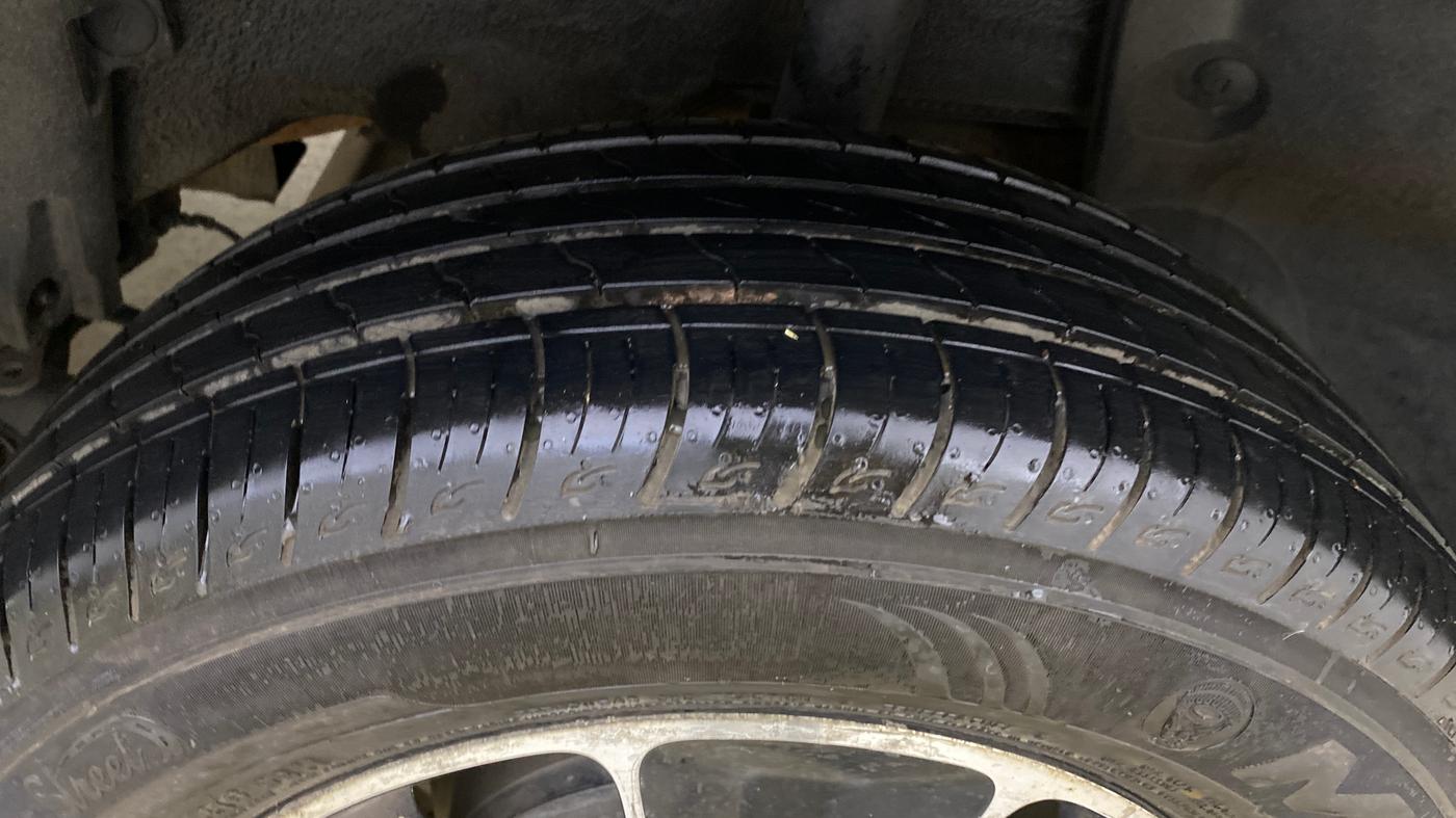 2019 Renault Duster RXS CVT, Petrol, Automatic, 81,917 km, Left Rear Tyre Tread