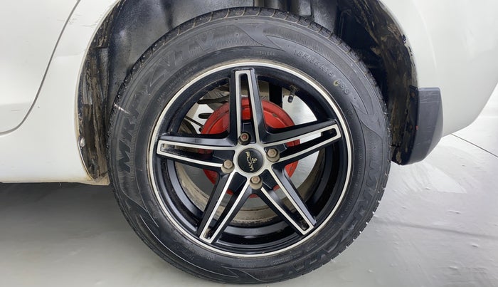 2013 Maruti Swift Dzire VXI, Petrol, Manual, 82,900 km, Left Rear Wheel