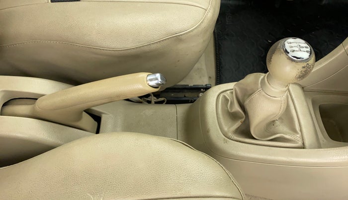 2013 Maruti Swift Dzire VXI, Petrol, Manual, 82,900 km, Gear Lever