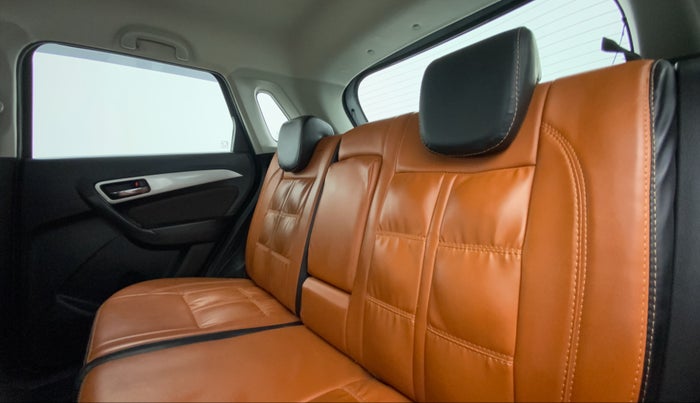 2022 Toyota URBAN CRUISER HIGH GRADE MT, Petrol, Manual, 14,226 km, Right Side Rear Door Cabin