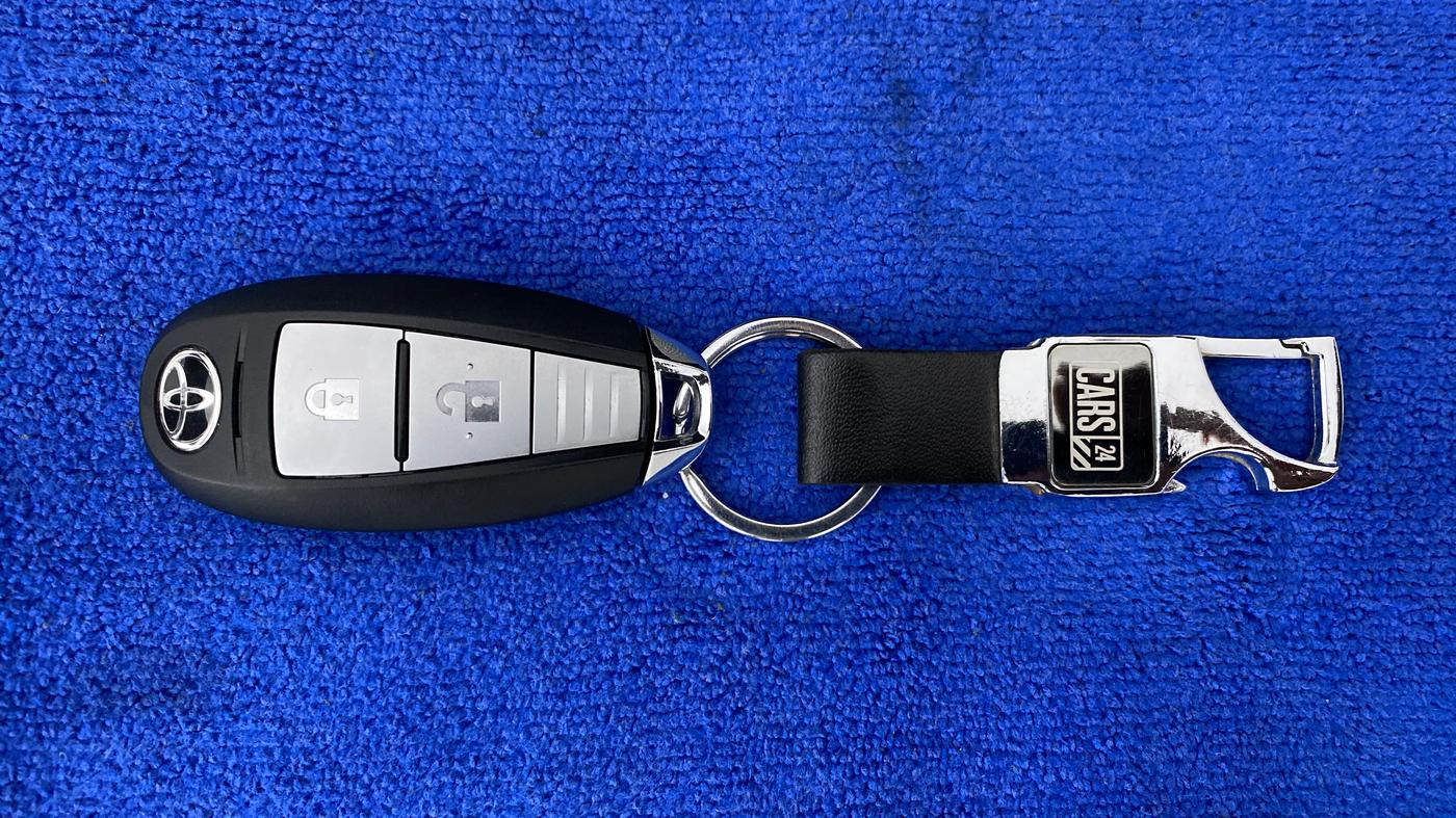 2022 Toyota URBAN CRUISER HIGH GRADE MT, Petrol, Manual, 14,226 km, Key Close Up