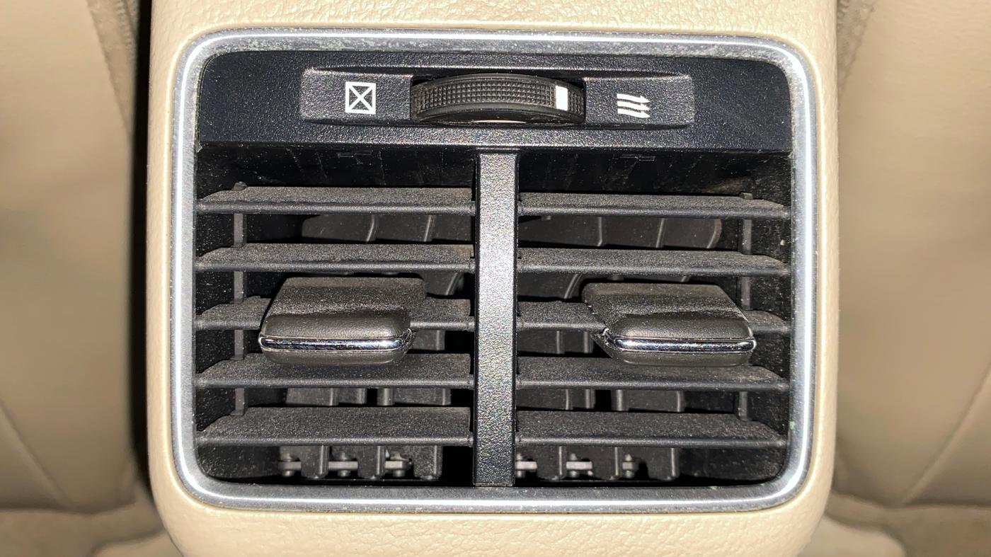 2015 Maruti Ciaz ZXI, Petrol, Manual, 93,757 km, Rear AC Vents