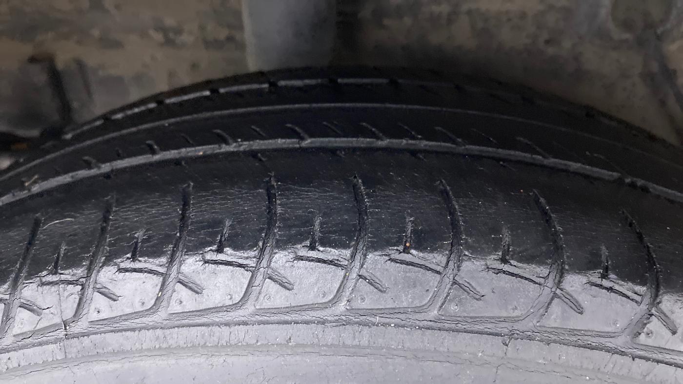 2017 Maruti Celerio VXI (O) AMT, Petrol, Automatic, 89,368 km, Right Rear Tyre Tread