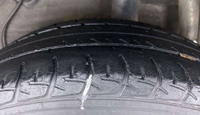 2017 Maruti Celerio VXI (O) AMT, Petrol, Automatic, 89,368 km, Left Rear Tyre Tread
