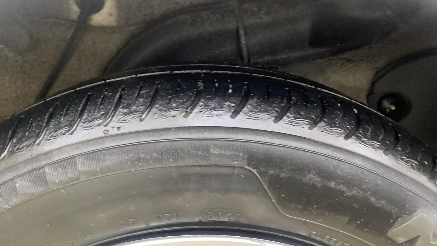 2015 Hyundai Verna 1.4 VTVT, Petrol, Manual, 48,949 km, Left Rear Tyre Tread