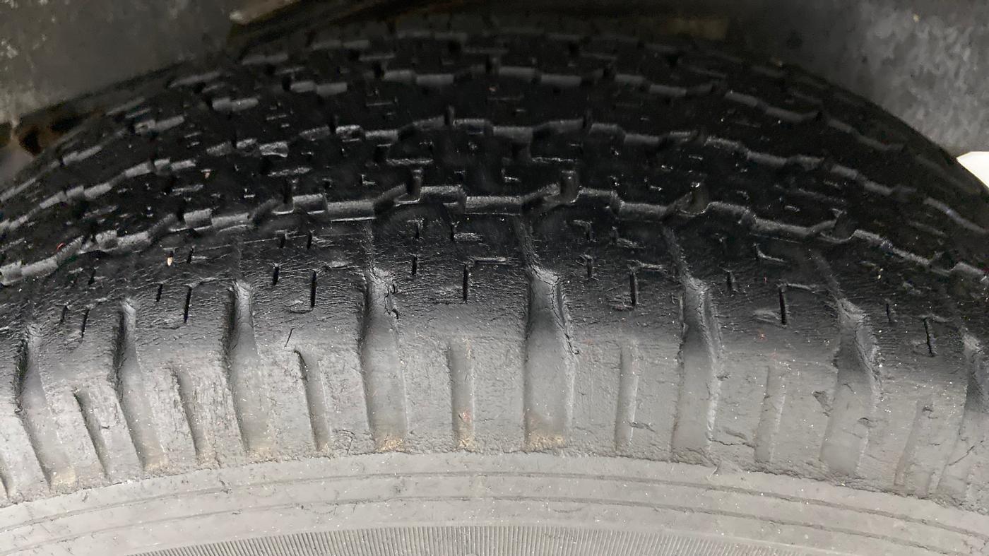 2017 Mahindra Thar CRDE 4X4 BS IV, Diesel, Manual, Left Rear Tyre Tread