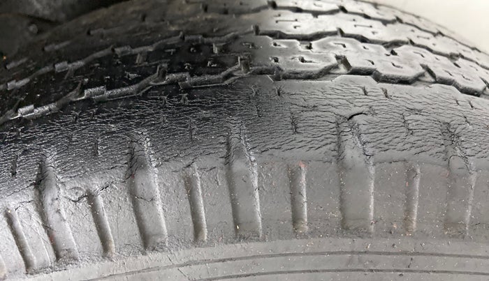 2017 Mahindra Thar CRDE 4X4 BS IV, Diesel, Manual, Right Front Tyre Tread