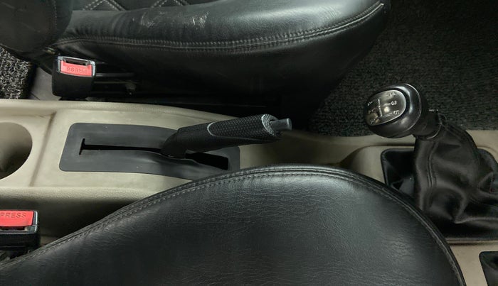 2017 Mahindra Thar CRDE 4X4 BS IV, Diesel, Manual, Gear Lever