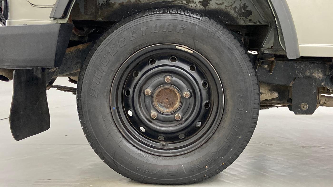 2017 Mahindra Thar CRDE 4X4 BS IV, Diesel, Manual, Right Rear Wheel