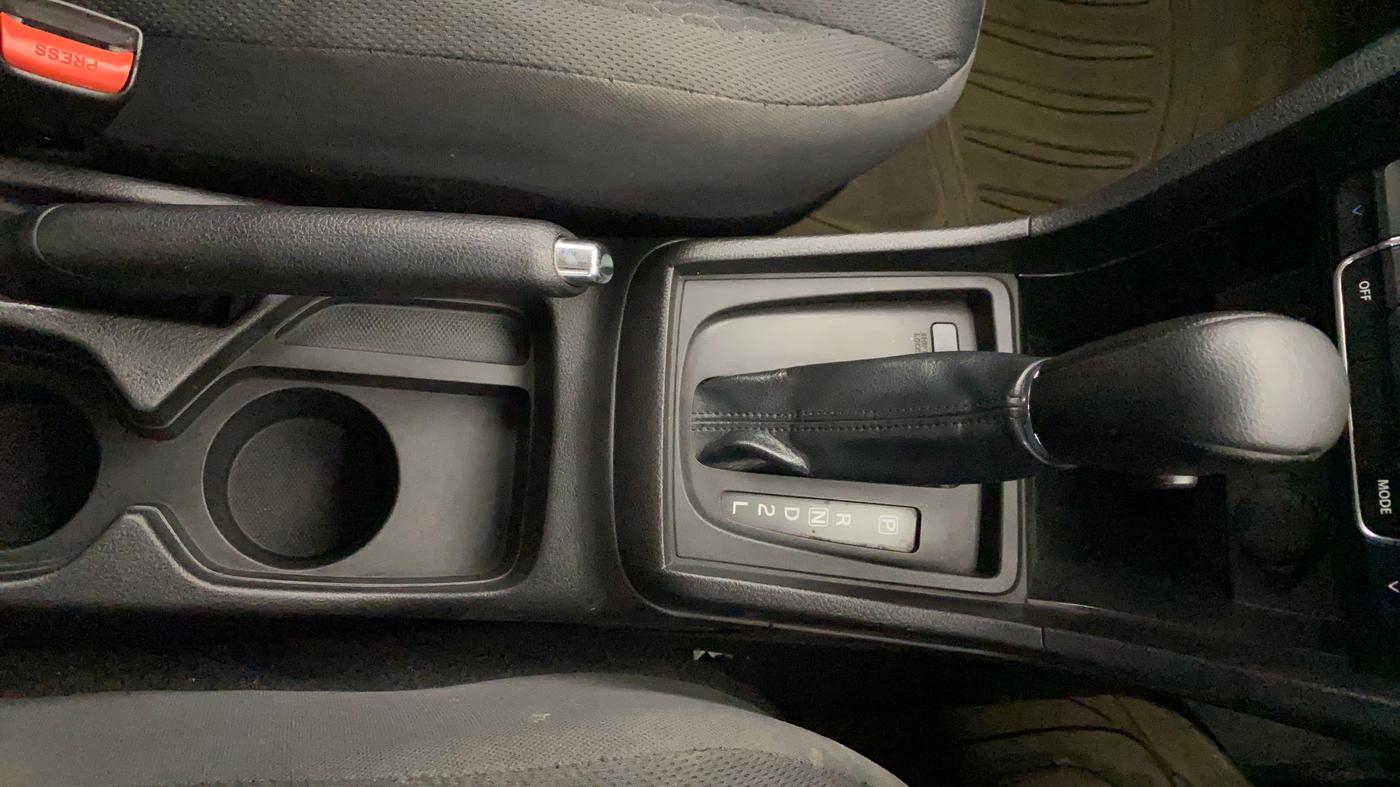 2020 Maruti Vitara Brezza ZXI AT SHVS, Petrol, Automatic, 35,065 km, Gear Lever