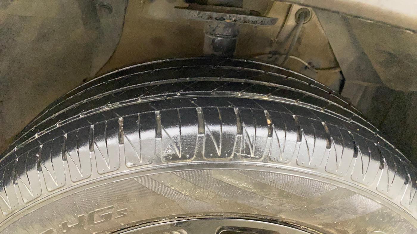 2020 Maruti Vitara Brezza ZXI AT SHVS, Petrol, Automatic, 35,065 km, Right Front Tyre Tread