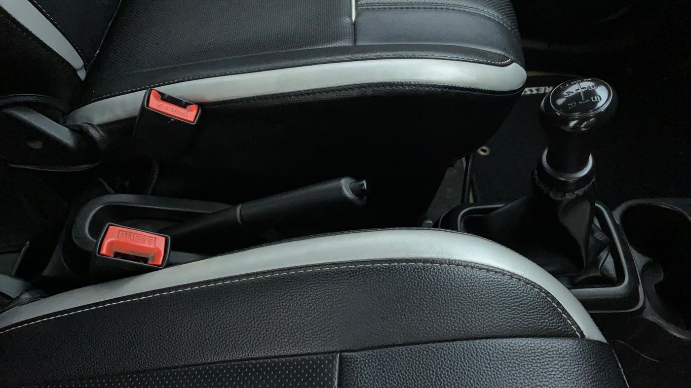 2019 Maruti S PRESSO VXI, Petrol, Manual, 32,259 km, Gear Lever