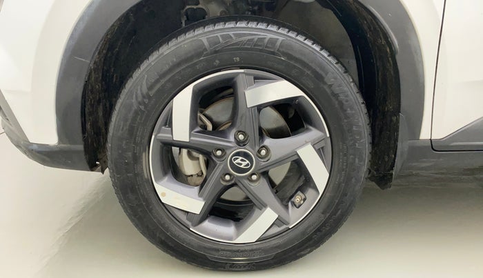 2022 Hyundai VENUE SX 1.5 (O) EXECUTIVE CRDI, Diesel, Manual, 64,354 km, Left Front Wheel
