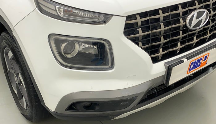 2022 Hyundai VENUE SX 1.5 (O) EXECUTIVE CRDI, Diesel, Manual, 64,354 km, Front bumper - Minor scratches