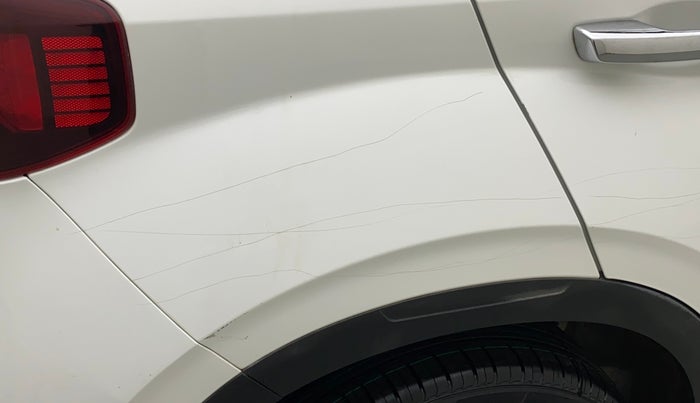 2022 Hyundai VENUE SX 1.5 (O) EXECUTIVE CRDI, Diesel, Manual, 64,354 km, Right quarter panel - Minor scratches