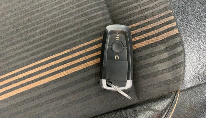 2018 Ford Ecosport TITANIUM 1.5L SPORTS(SUNROOF) DIESEL, Diesel, Manual, 1,04,012 km, Key Close Up