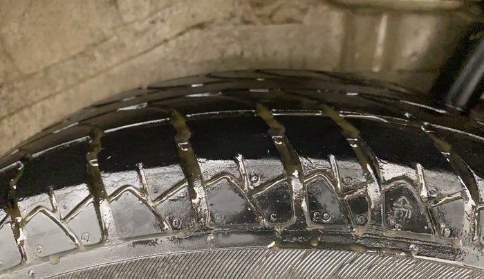 2012 Maruti Wagon R 1.0 LXI, Petrol, Manual, 54,344 km, Left Rear Tyre Tread