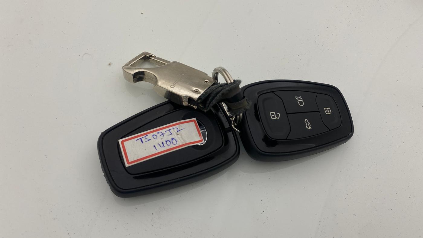 2023 Tata ALTROZ XZ PLUS SUNROOF CNG, CNG, Manual, 43,186 km, Key Close Up
