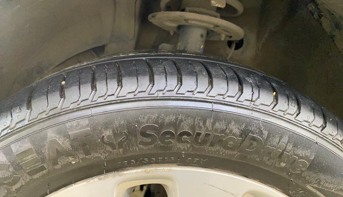 2018 Maruti Baleno ALPHA PETROL 1.2, Petrol, Manual, 44,837 km, Left Front Tyre Tread