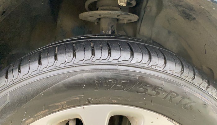 2018 Maruti Baleno ALPHA PETROL 1.2, Petrol, Manual, 44,837 km, Right Front Tyre Tread