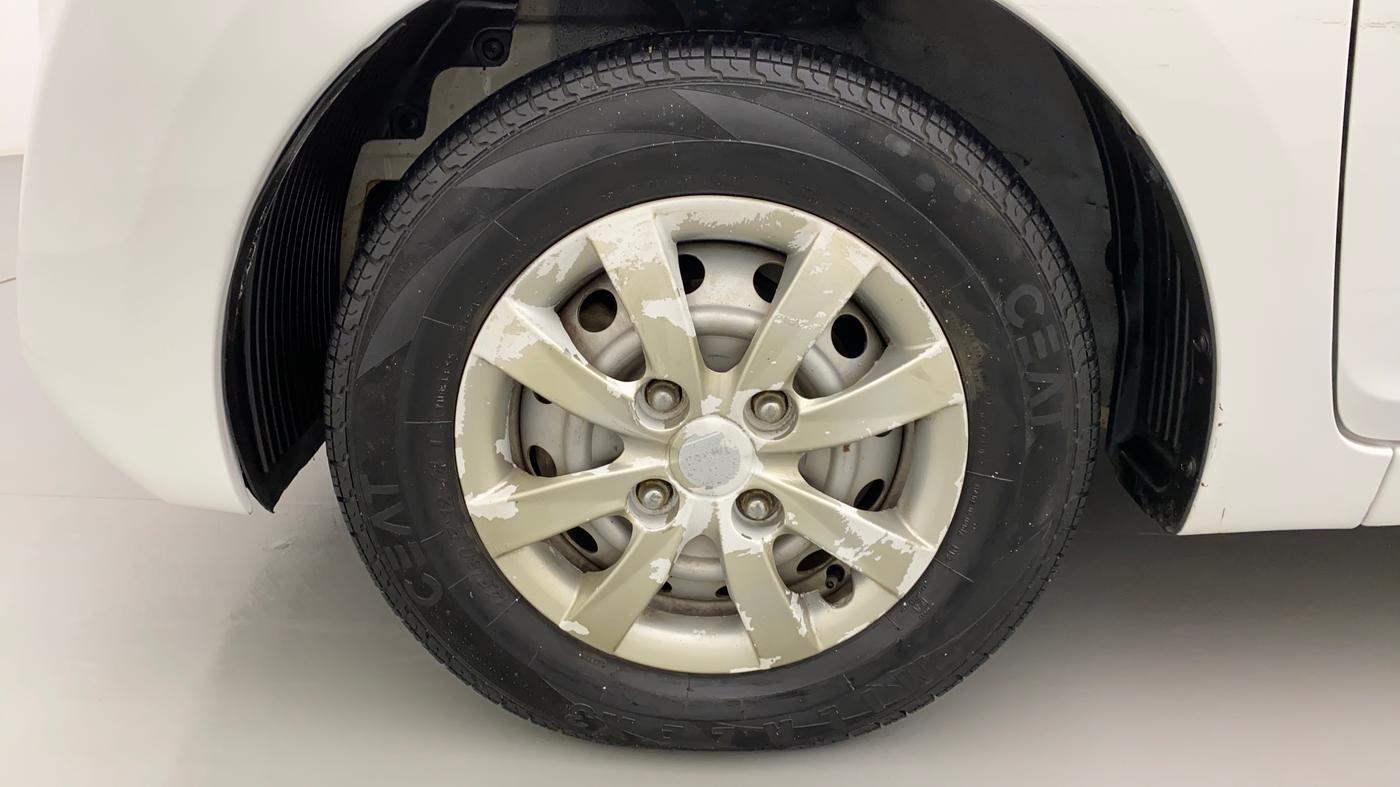 2016 Hyundai Eon ERA PLUS, Petrol, Manual, 21,813 km, Left Front Wheel