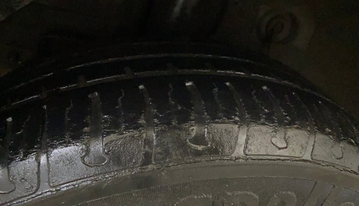 2015 Hyundai Elite i20 SPORTZ 1.2, Petrol, Manual, 31,874 km, Right Rear Tyre Tread