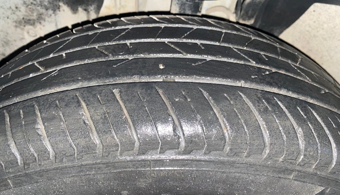 2022 Renault Kiger RXT MT, Petrol, Manual, 51,722 km, Left Front Tyre Tread