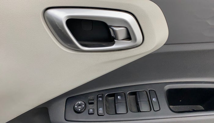 2020 Hyundai GRAND I10 NIOS SPORTZ AMT 1.2 KAPPA VTVT, Petrol, Automatic, 70,161 km, Driver Side Door Panels Control