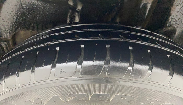 2020 Maruti Swift VXI, Petrol, Manual, 28,017 km, Left Rear Tyre Tread