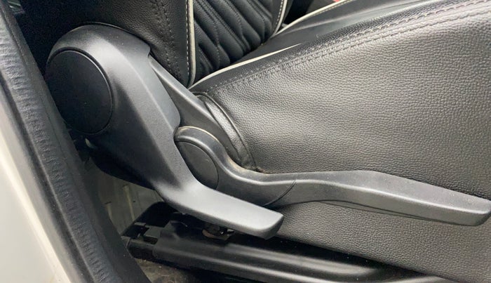 2020 Maruti Swift VXI, Petrol, Manual, 28,017 km, Driver Side Adjustment Panel
