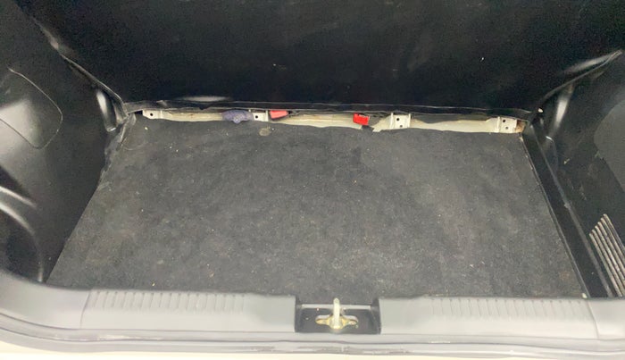 2020 Maruti Swift VXI, Petrol, Manual, 28,017 km, Boot Inside