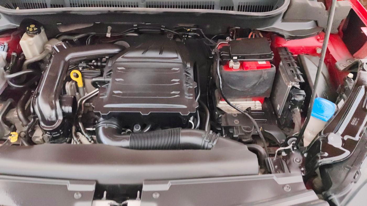 2021 Skoda KUSHAQ AMBITION 1.0L TSI AT, Petrol, Automatic, 56,814 km, Engine View - Left