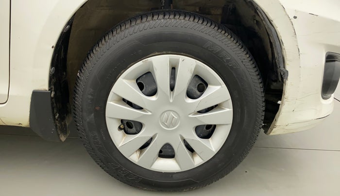 2014 Maruti Swift Dzire VXI, Petrol, Manual, 37,887 km, Right Front Wheel